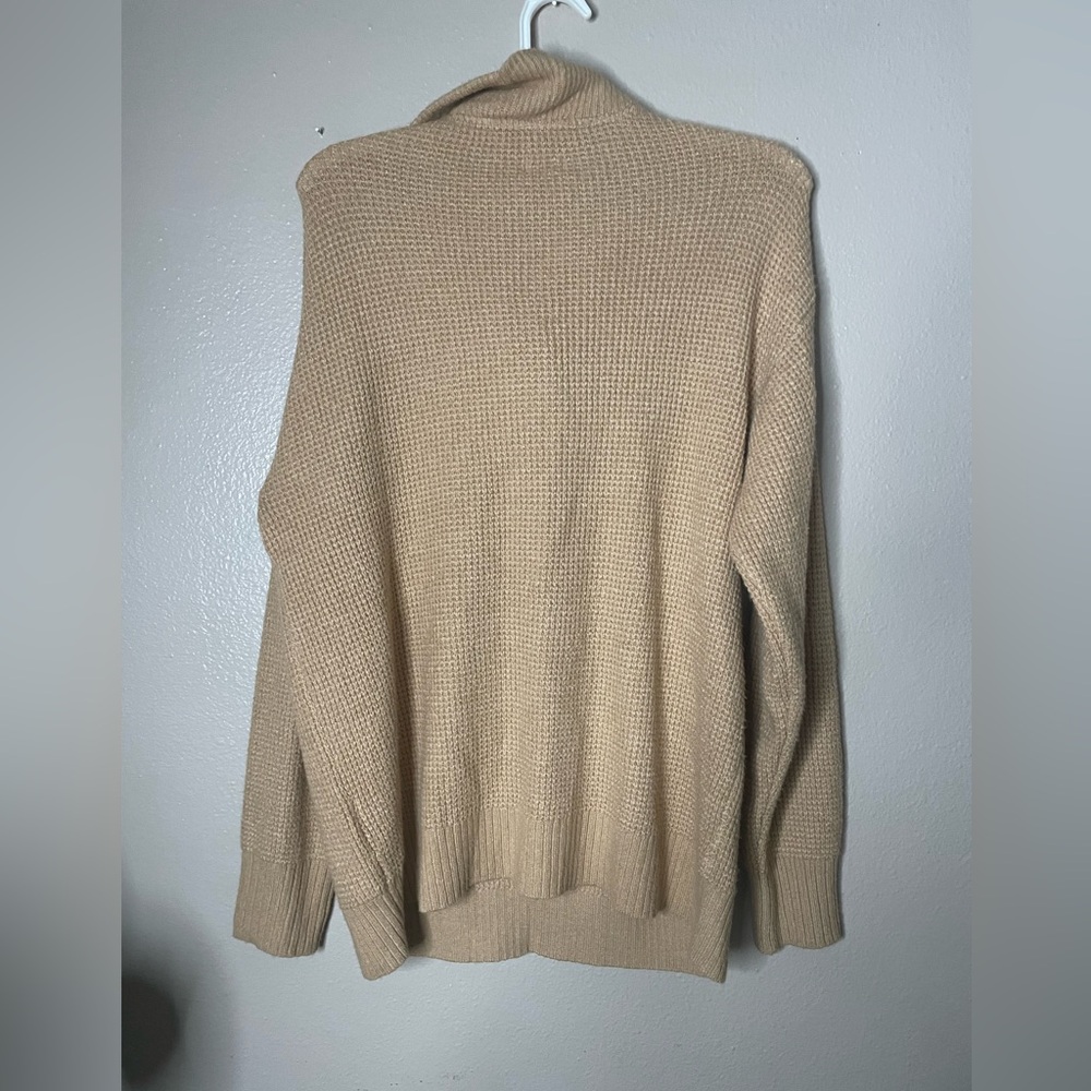 Aerie Beige  CozyUp Waffle Button Sweater in a tan color. Size Small NEW - Picture 7 of 12